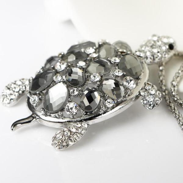 Turtle Pendant Necklace - I Want It